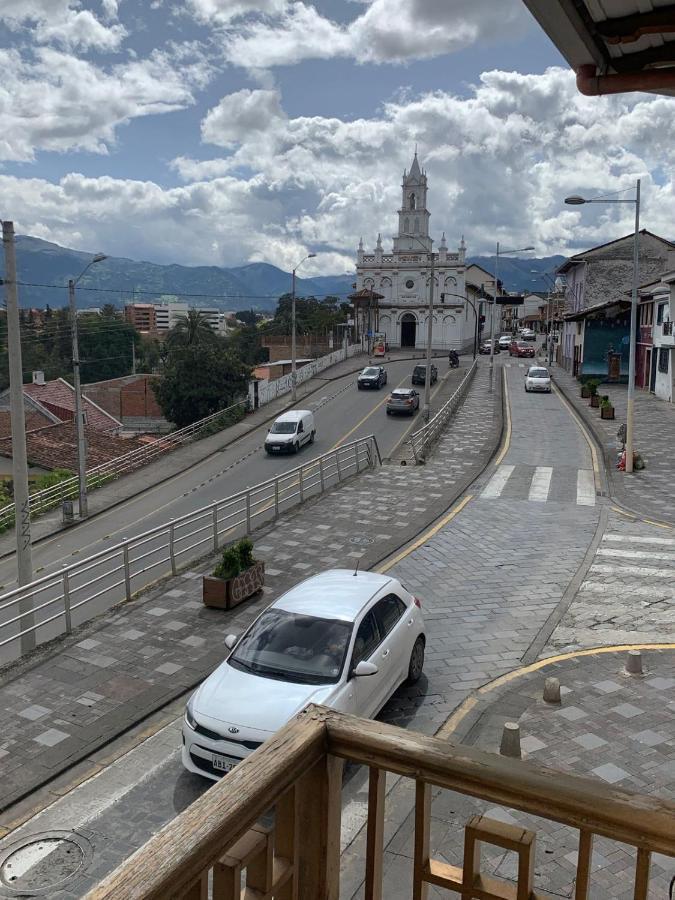 Hostel Santa Canela Cuenca Bagian luar foto
