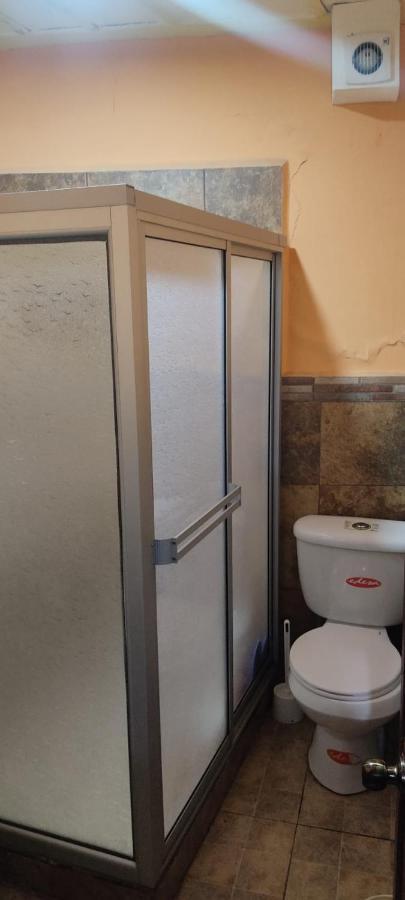 Hostel Santa Canela Cuenca Bagian luar foto
